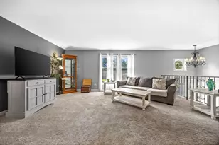 808 S Rd, Lisle, IL 60532 - Photo 3