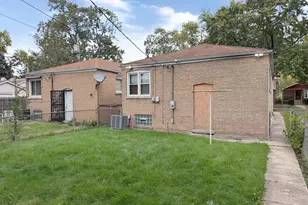 12312 S May St, Calumet Park, IL 60827 - Photo 15