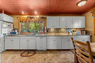 1392 Red Brick Rd, Dixon, IL 61021 - Photo 25