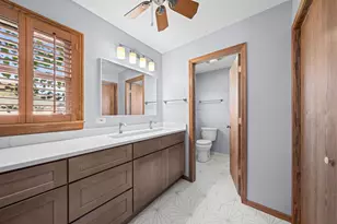 1132 E Valley Ln, Arlington Heights, IL 60004 - Photo 13