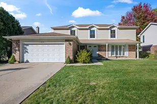 1132 E Valley Ln, Arlington Heights, IL 60004 - Photo 1