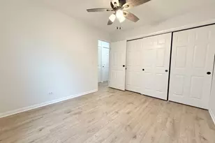 346 Mallard Ct, Vernon Hills, IL 60061 - Photo 13