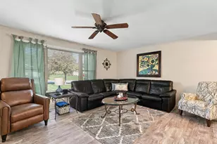 13821 W Dublin Dr, Homer Glen, IL 60491 - Photo 5