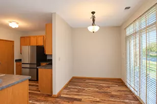 570 Springbrook Trail N, Oswego, IL 60543 - Photo 9
