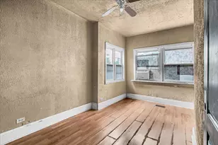 1220 W 109th Pl, Chicago, IL 60643 - Photo 3