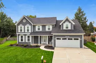 6076 Angel Ln, Lisle, IL 60532 - Photo 3