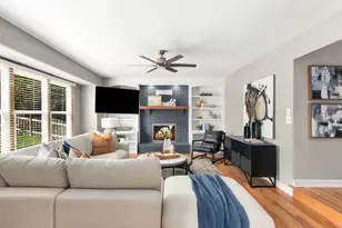 6076 Angel Ln, Lisle, IL 60532 - Photo 21