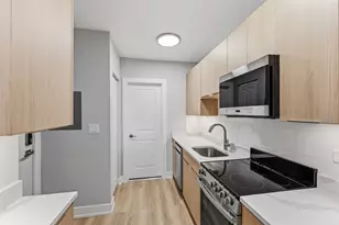 6026 N Winthrop Ave, Chicago, IL 60660 - Photo 5