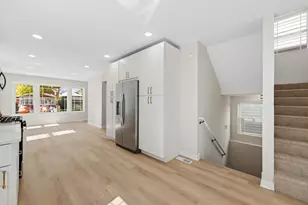 912 N Humphrey Ave, Oak Park, IL 60302 - Photo 11