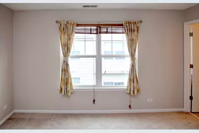 1260 Evergreen Avenue, Des Plaines, IL 60016 - Photo 19