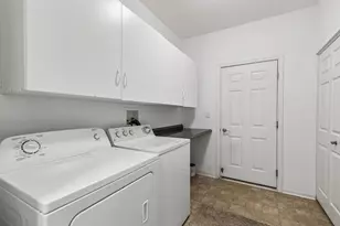 8210 Tremont Ln, Joliet, IL 60431 - Photo 27