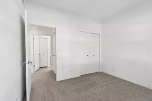 8210 Tremont Ln, Joliet, IL 60431 - Photo 17