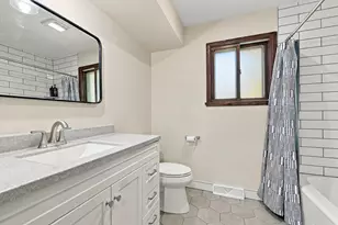 458 S Park Blvd, Glen Ellyn, IL 60137 - Photo 27