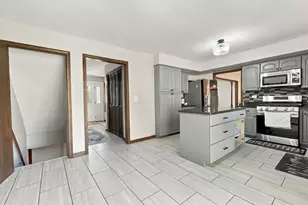 458 S Park Blvd, Glen Ellyn, IL 60137 - Photo 13