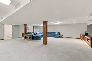 458 S Park Blvd, Glen Ellyn, IL 60137 - Photo 31