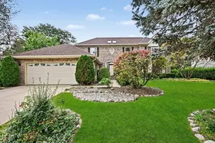 2311 Crabtree Ln, Algonquin, IL 60102 - Photo 1