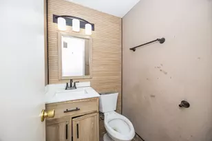 7929 S Greenwood Ave, Chicago, IL 60619 - Photo 9