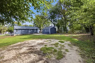 9224 Baldwin Dr, Machesney Park, IL 61115 - Photo 17