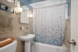 3902 Greenleaf St, Skokie, IL 60076 - Photo 15