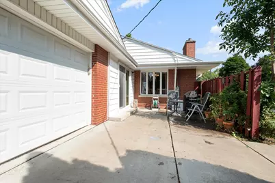 3902 Greenleaf Street, Skokie, IL 60076 - Photo 5