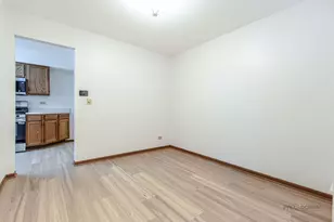 1210 Orleans Dr, Mundelein, IL 60060 - Photo 7
