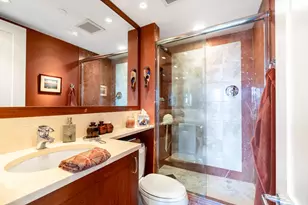 111 W Maple St, Chicago, IL 60610 - Photo 39