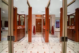 111 W Maple St, Chicago, IL 60610 - Photo 33