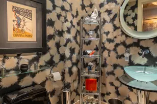 111 W Maple St, Chicago, IL 60610 - Photo 19