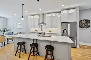 2438 N Western Ave, Chicago, IL 60647 - Photo 9