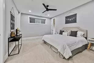 2438 N Western Ave, Chicago, IL 60647 - Photo 23