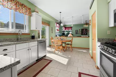 10387 Oxford Drive, Huntley, IL 60142 - Photo 5
