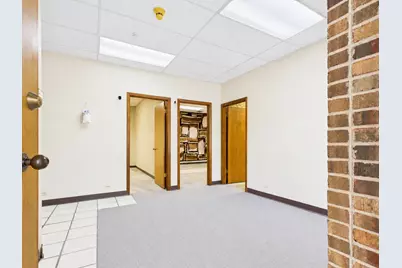 501 W Ogden Avenue #4, Hinsdale, IL 60521 - Photo 7