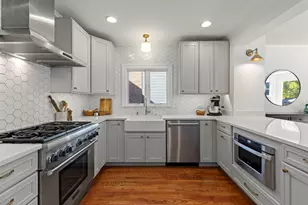 229 N Main St, Glen Ellyn, IL 60137 - Photo 9