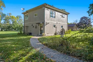 8955 Van Emmon Rd, Yorkville, IL 60560 - Photo 1