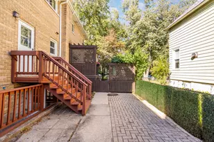 1841 W Morse Ave, Chicago, IL 60626 - Photo 25