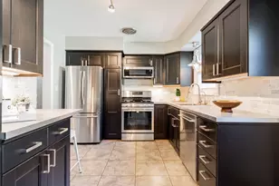 1841 W Morse Ave, Chicago, IL 60626 - Photo 9