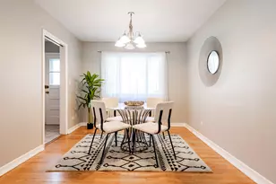 1841 W Morse Ave, Chicago, IL 60626 - Photo 7
