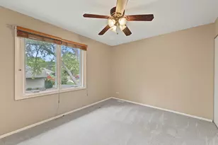 1220 N Pepper Tree Dr, Palatine, IL 60067 - Photo 23