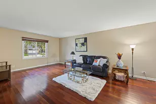 1220 N Pepper Tree Dr, Palatine, IL 60067 - Photo 7