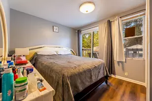 8031 S Woodlawn Ave, Chicago, IL 60619 - Photo 13