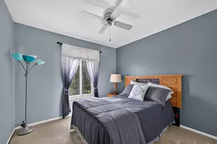 240 Iris Dr, Streamwood, IL 60107 - Photo 25