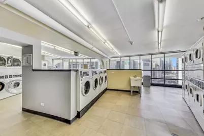 300 N State Street #3106, Chicago, IL 60654 - Photo 39