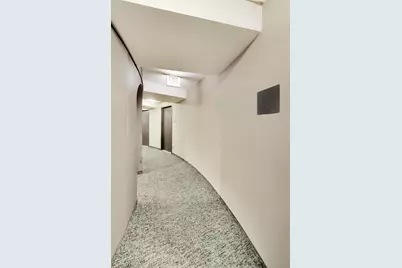 300 N State Street #3106, Chicago, IL 60654 - Photo 31