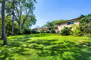 883 E Zinnia Ln, Palatine, IL 60074 - Photo 19