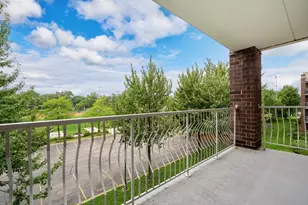 7071 West Touhy Avenue, Niles, IL 60714 - Photo 23