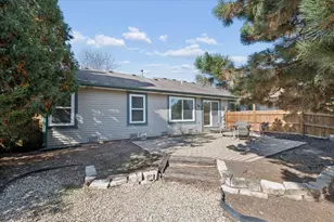 516 Lyon Dr, Buffalo Grove, IL 60089 - Photo 17
