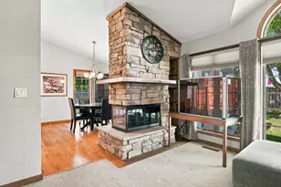 1222 Vantage Ln, Bourbonnais, IL 60914 - Photo 9