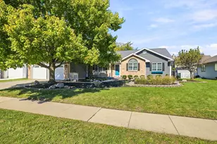 1222 Vantage Ln, Bourbonnais, IL 60914 - Photo 1