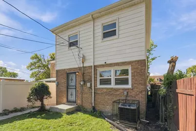 9061 S Parnell Avenue, Chicago, IL 60620 - Photo 7