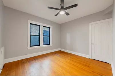 2054 W Arthur Avenue #2E, Chicago, IL 60645 - Photo 7